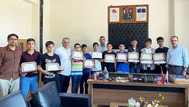 Battalgazi'de Hafızlık Eğitimini Tamamlayan Öğrencilere Belgeleri Verildi