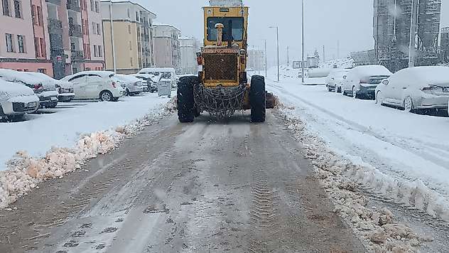 Battalgazi'de Kar Yağışı Sonrası Ekipler Sahada