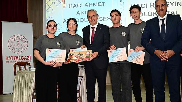 Battalgazi'de Liseler Arası Münazara Yarışmasının Şampiyonu Belli Oldu