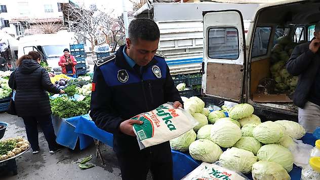 Battalgazi'de Semt Pazarlarına Zabıta Denetimi