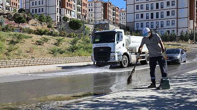 Battalgazi'nin Mahallelerinde Kapsamlı Temizlik Çalışması