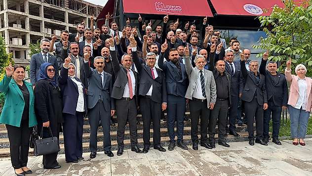 BBP ve Alperen Ocakları'nda Görev Değişimi: Mert Koç'a Atama Belgesi