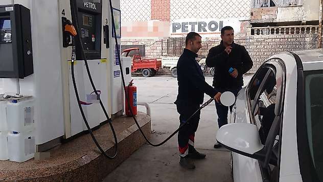 Benzine 99 Kuruşluk İndirim Pompalara Yansıdı
