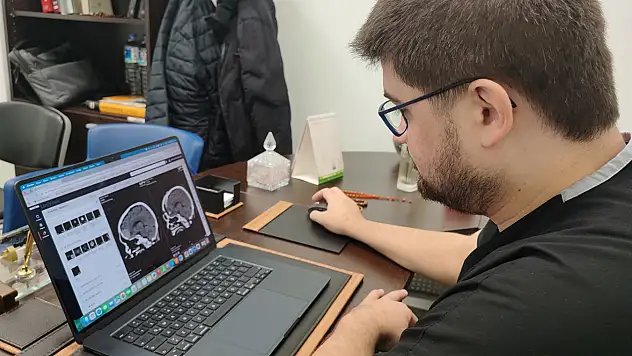 Beyin Kanaması ve Felçte Dakikalar Hayat Kurtarıyor