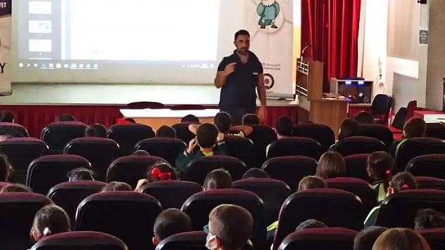 Bilinçli ve Güvenli İnternet Kullanımı