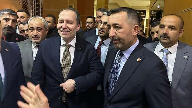Burhan Kılıç'tan Fatih Erbakan'a Destek: 'Yanında Omuz Omuza Yürümek Onurdur'