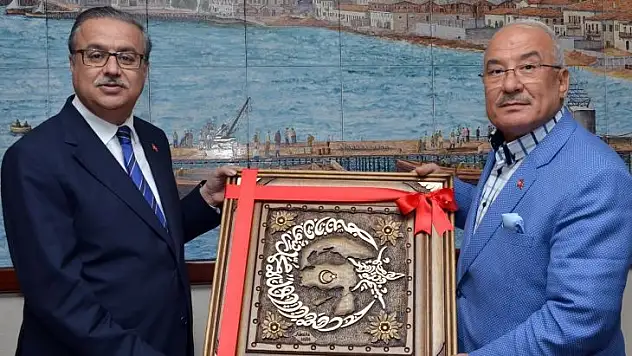 Vali Su'dan Başkan Kocamaz'a Ziyaret