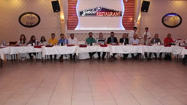 Başkan Samanlı Basın Mensuplarıyla İftarda Bir Araya Geldi