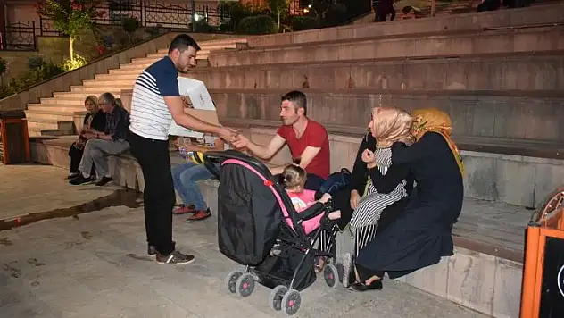 Komşu Komşunun Gönlüne Muhtaçtır