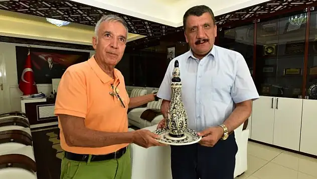 Usta Gazeteci, Başkan Gürkan'ı Ziyaret Etti