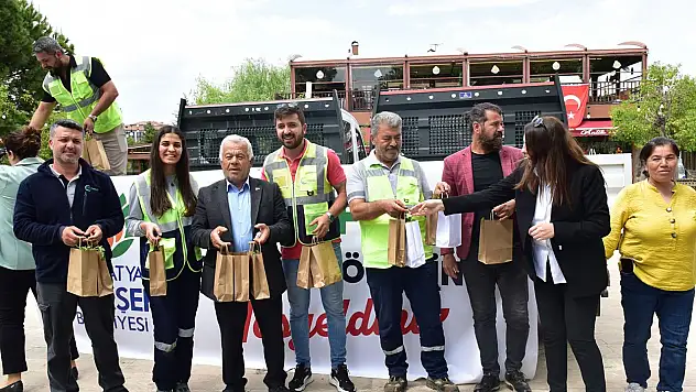 Büyükşehir Belediyesi'nden Vatandaşlara Ücretsiz Fide Desteği