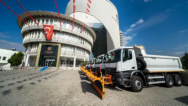 Büyükşehir Belediyesinin Araç Filosu Her Geçen Gün Güçleniyor