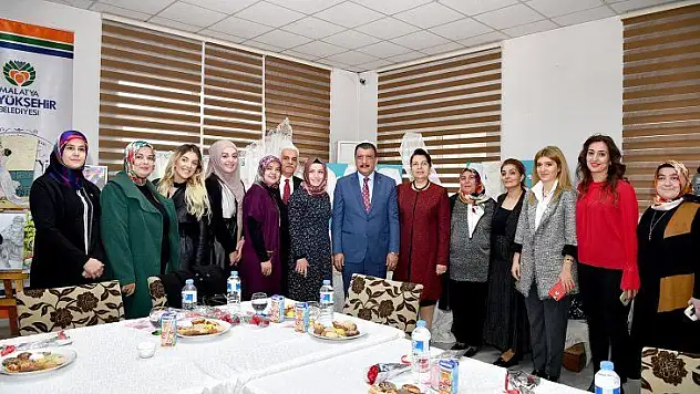 Büyükşehir'den Kadın Hakları Günü Kutlaması