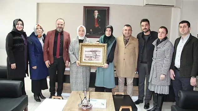 Çalık, üyesi olduğu Odanın ilk kadın başkanını tebrik etti