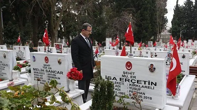 Çanakkale Türküsü 9 dilde seslendirildi