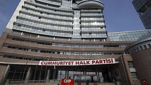 CHP'de Büyük Teşkilat Operasyonu: 26 İl Başkanı Görevden Alındı, 7 İsim Disipline Sevk Edildi