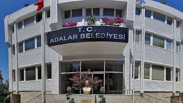 CHP'li Adalar Belediyesine Yolsuzluk Operasyonu: Belediye Başkanı Dahil 35 Kişi Tutuklandı