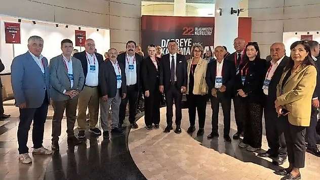 CHP'li Delegelerden Olağanüstü Kurultay İçin İmza