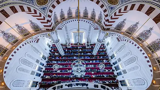 Cuma Hutbesi: Ramazan iklimi