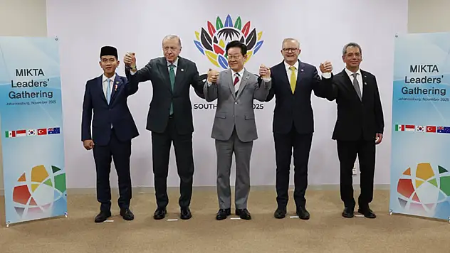 Cumhurbaşkanı Erdoğan, MIKTA üyesi ülkelerin liderleriyle bir araya geldi