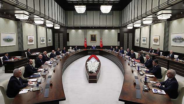 Cumhurbaşkanlığı Kabinesi yoğun gündemle toplanıyor