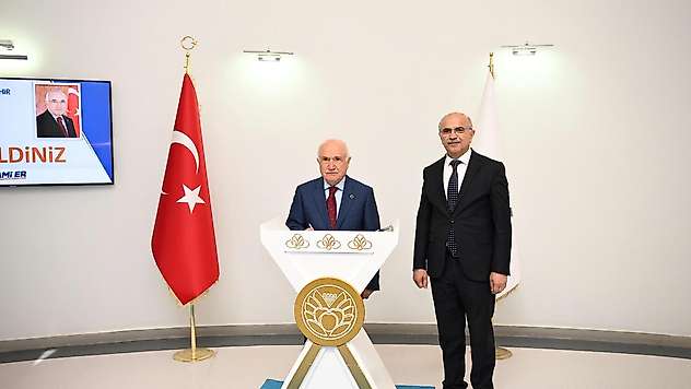 Cumhurbaşkanlığı Yüksek İstişare Kurulu Üyesi Cemil Çiçek, Başkan Er'i ziyaret etti