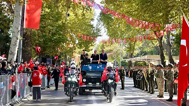 Cumhuriyet Bayramı Kutlamaları Malatya'da Başlıyor: Mevlit, Kortej ve Bando Konseri