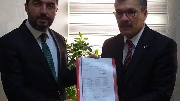 Cumhuriyet Halk Partisi Malatya İl  Başkanlığı'nda Mazbata heyecanı