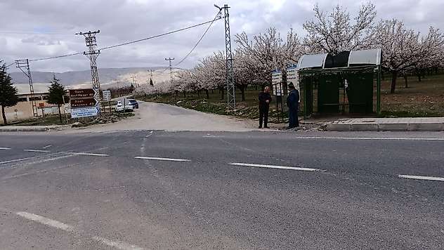 Darende Balaban'da D-300 Alarmı: Kazalar Artıyor, Vatandaş Önlem İstiyor