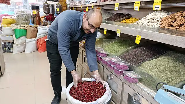 Darende'de Aktarlık Geleneği Yeniden Canlanıyor