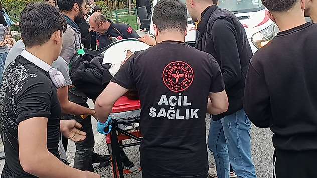 Darende'de Motosiklet ile Otomobil Çarpıştı: 1 Ağır Yaralı