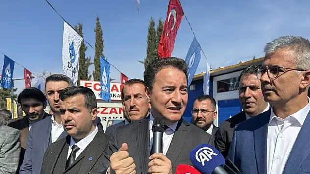DEVA Partisi Genel Başkanı Babacan, Malatya'da ziyaretlerde bulundu