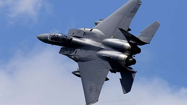 Devrim Muhafızları: Amerikan F-15 savaş uçağını düşürdük