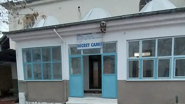 Dilek Hicret Camii'nde Isınma Sorunu Tarih Oldu, Hayırseverlere Destek Çağrısı