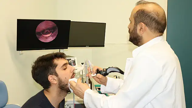 Doç. Dr. Aslan: Ses kısıklığını hafife almayın altından kanser çıkabilir