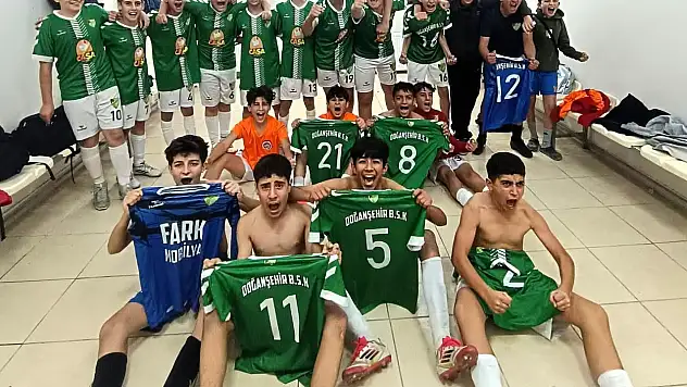 Doğanşehir Belediyespor, Orduzuspor'la 2-2 Berabere Kaldı: Liderliğini Sürdürdü