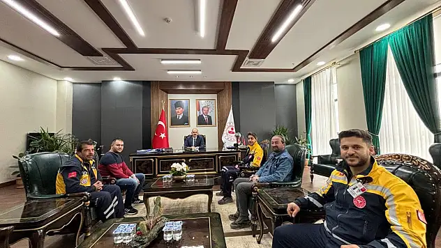 Doğanşehir'de Görev Yapan 112 Ekibinden Kaymakam Sungur'a Ziyaret