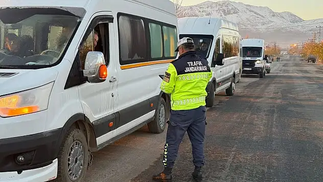 Doğanşehir'de Kış Lastiği Denetimi Yapıldı