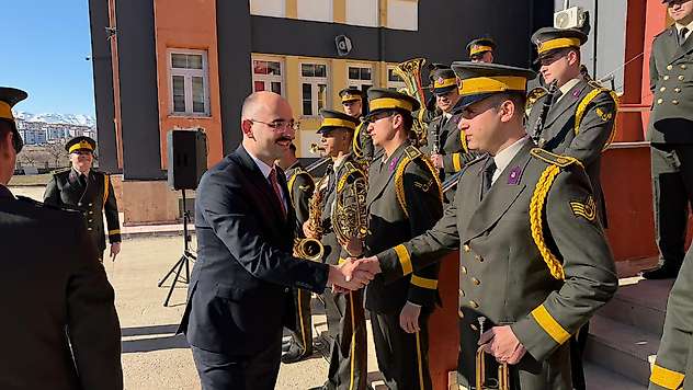 Doğanşehir Fen Lisesi'nde Mehmetçik Bandosundan Anlamlı Program