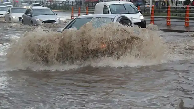 Doğu ve Orta Karadeniz kıyıları için sağanak uyarısı
