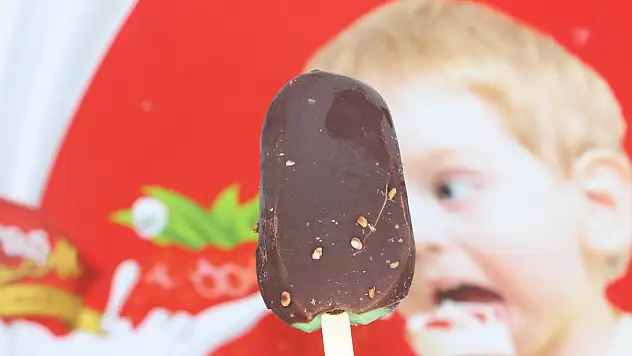 Dondurma tüketiminde diş hassasiyetine dikkat