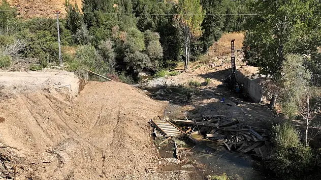 DSİ, Sultansuyu Köprüsü İçin Zemin Etütlerine Başladı