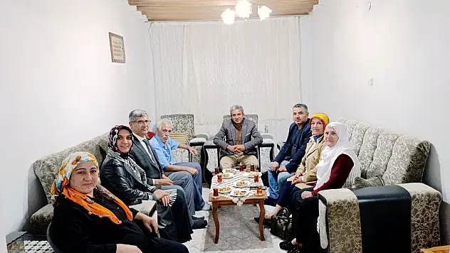 Duman'dan Partinin Emektarına Anlamlı Ziyaret