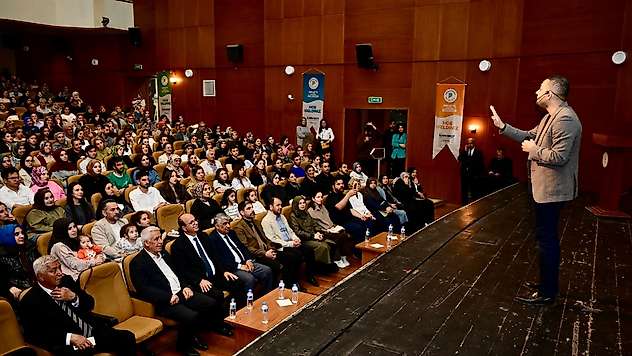 'Duyulmayan Çocuk, Yorgun Ebeveyn: İletişim Krizi Masaya Yatırıldı'
