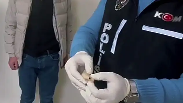 Ehliyet sınavında özel düzenekli kopyaya 3 gözaltI