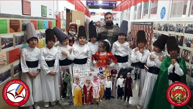 EKG Derneği Çocuk Tiyatrosu Hz Mevlana'yı Andılar.