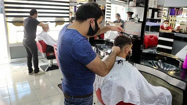 Elazığ Belediyesi Zabıta Ekiplerinden Berber Ve Kuaför Salonlarına Denetim