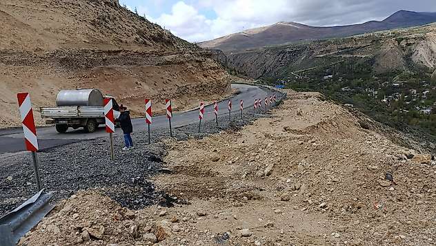 Elbistan Yolunda Çökme Engellenemiyor
