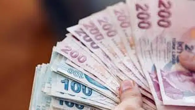 Emekliler ve Memurlar İçin Yeni Dönem Başladı: Maaşlar Yatıyor, Tazminatlar Artıyor