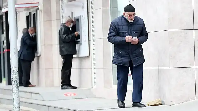 Engelli ve yaşlılara kasım ayında 7,11 milyar liralık destek